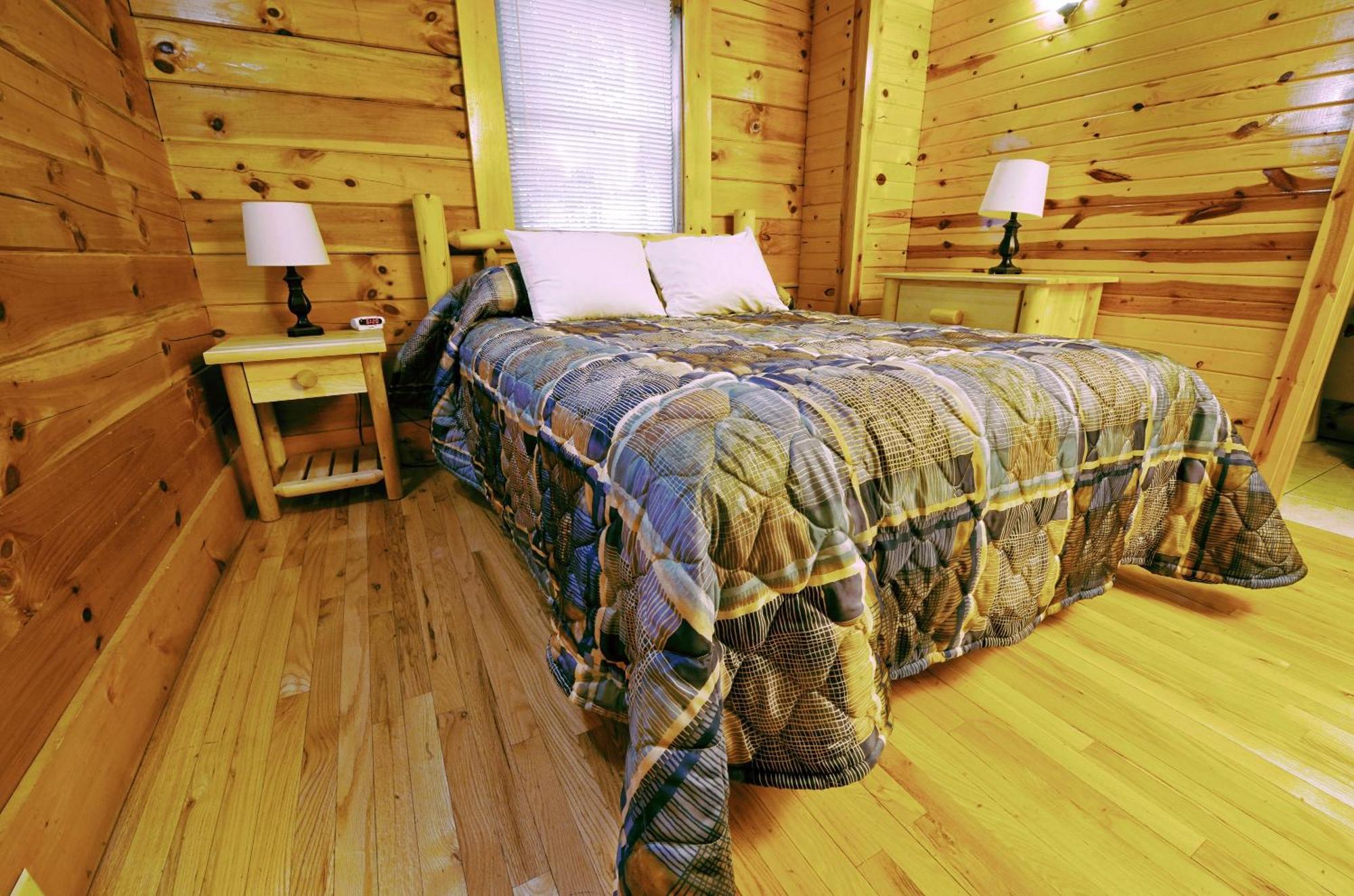 The Cabins At Pine Haven - Beckley Beaver Ngoại thất bức ảnh