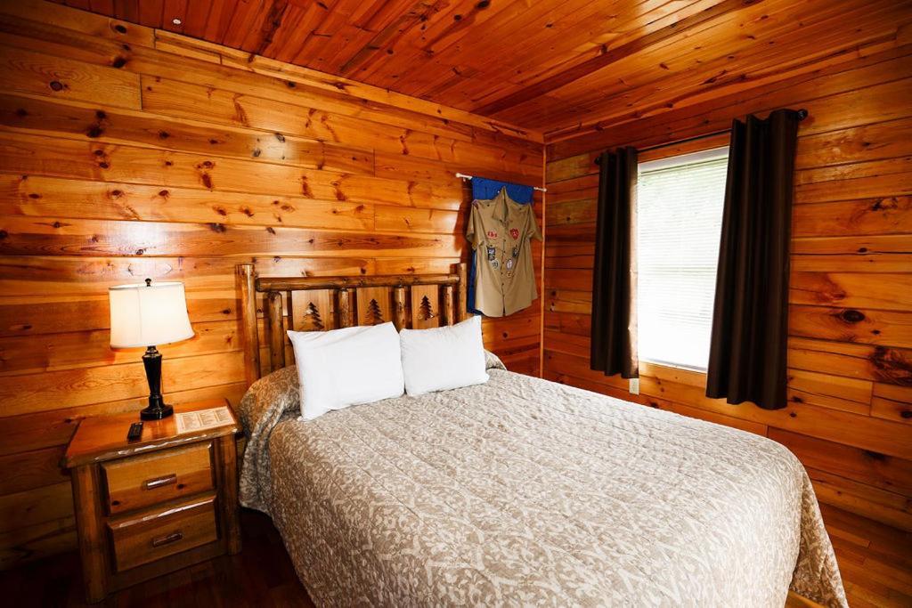 The Cabins At Pine Haven - Beckley Beaver Ngoại thất bức ảnh